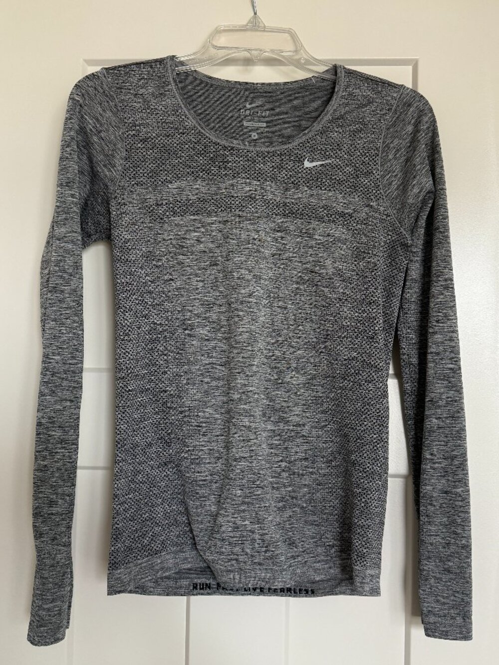 Nike Women's Dri-Fit Long Sleeve Running Top Gray Size S